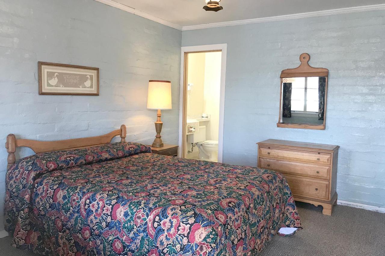 Hotel Lovelock Nv I-80 Экстерьер фото